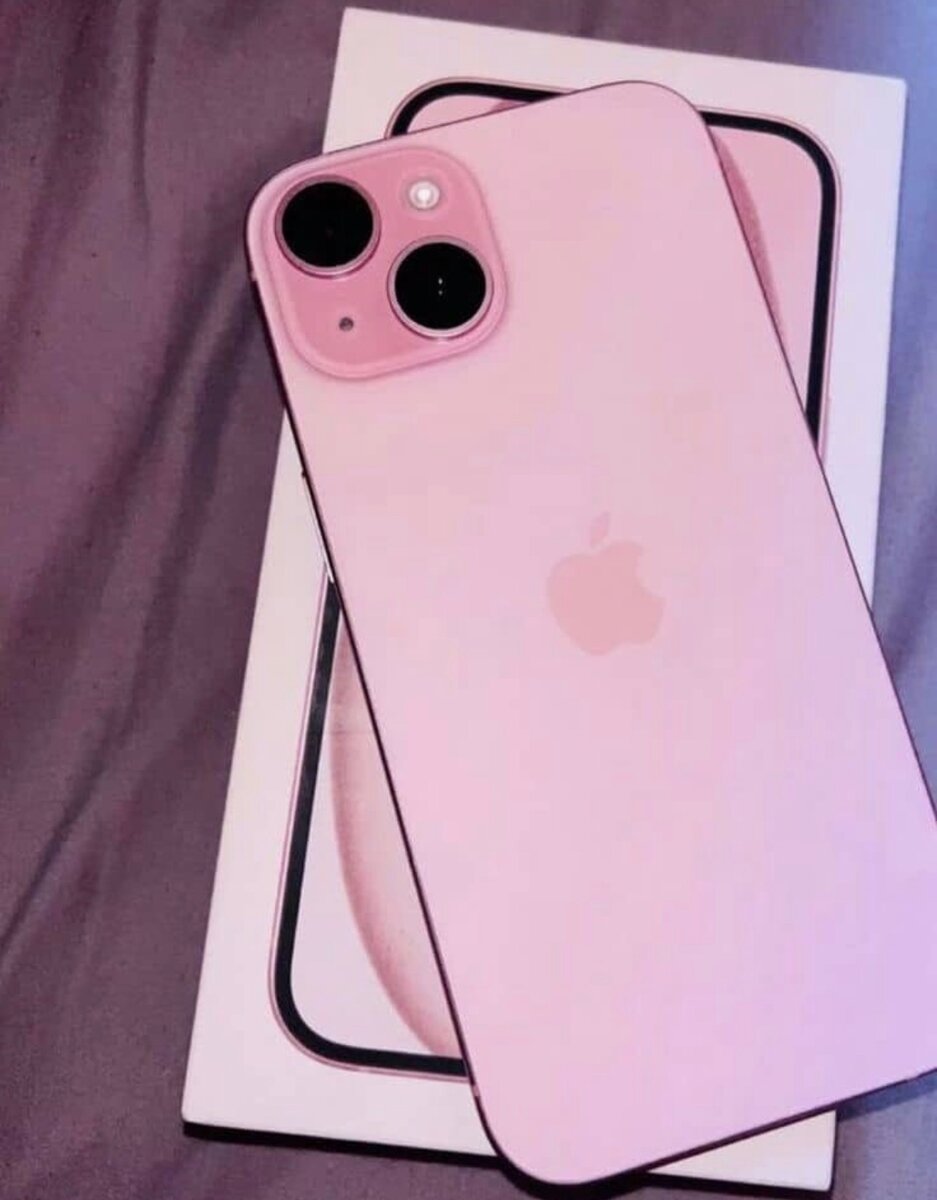 iPhone 15 Rose