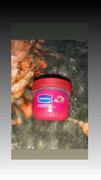 Baume à lèvres fraise hydratant