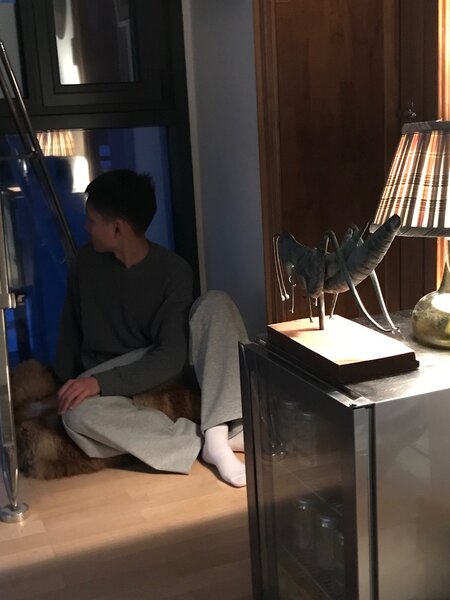 серая вязанная кофта