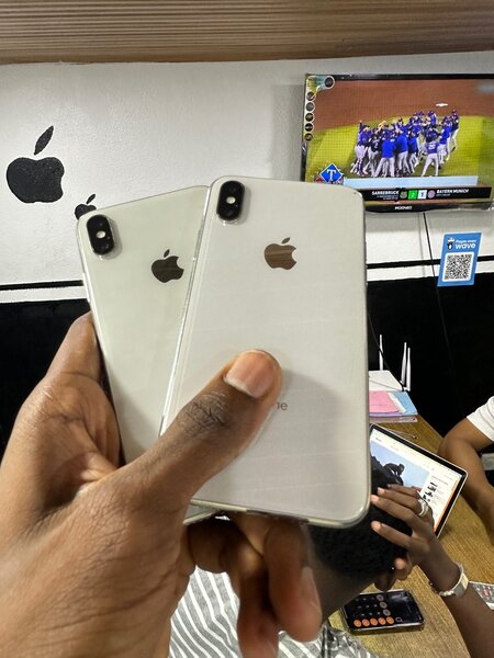 iPhone X 64Go avec Face ID