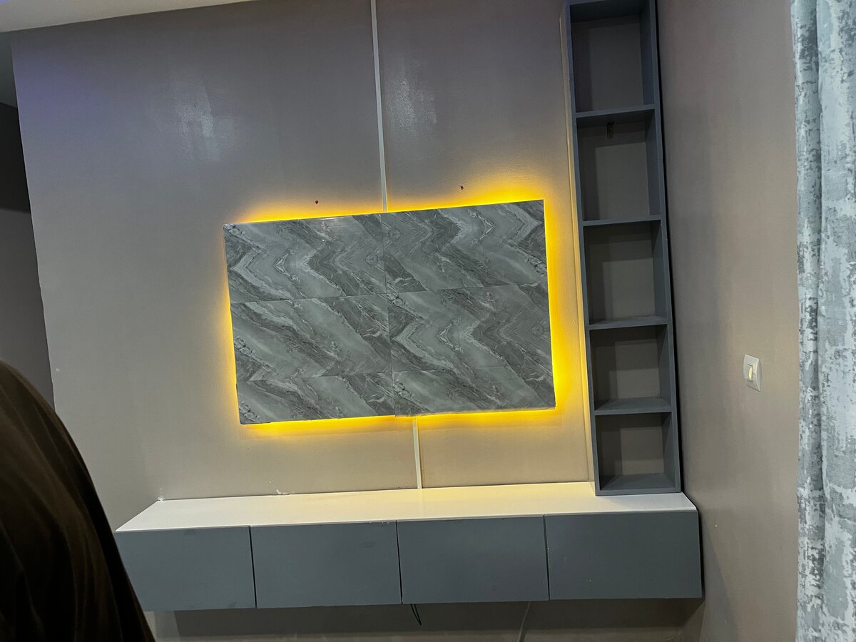 Meuble TV mural moderne