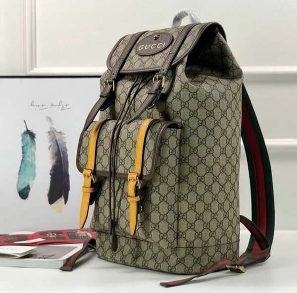 Gucci GG Supreme backpack