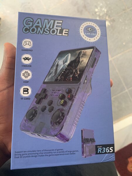 Console de jeu portable R36S