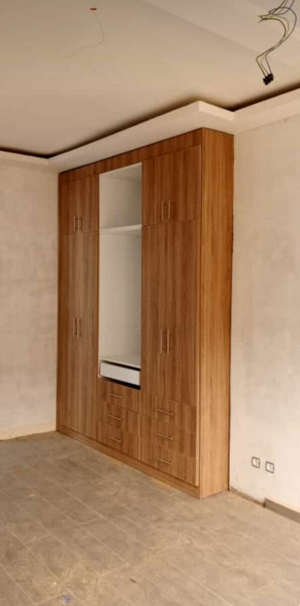 Meuble de placard en Mélamine