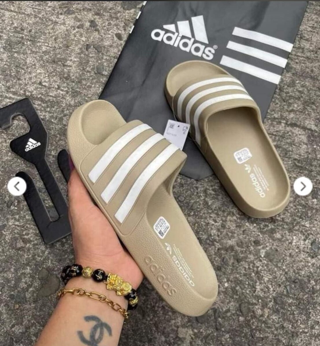 Claquettes Adidas unisexes