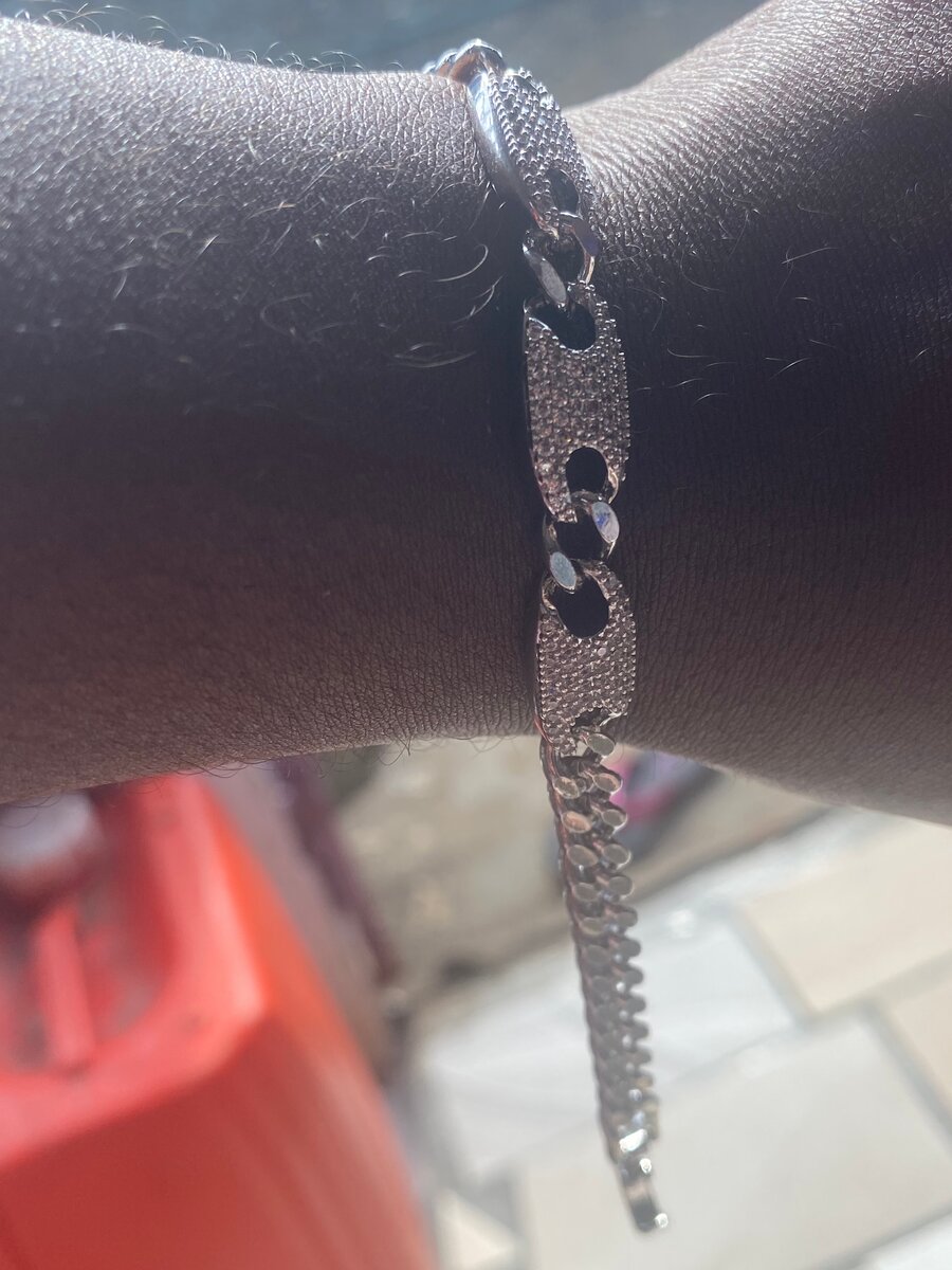 Bracelet en acier inoxydable élégant