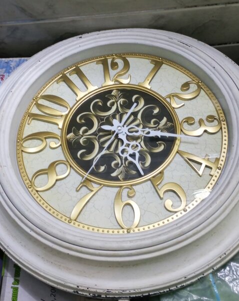 Horloge Murale Vintage Dorée