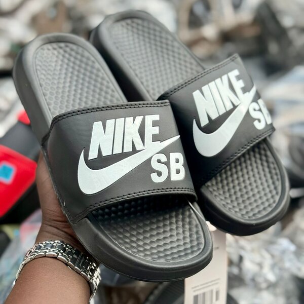 Sandales Nike SB
