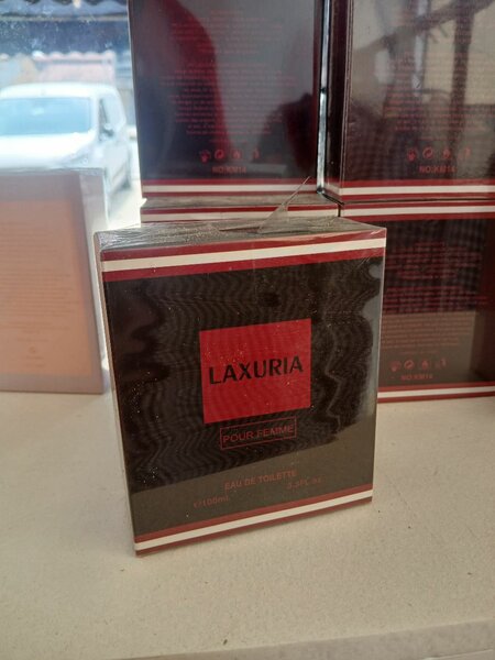 Laxuria Eau de Toilette