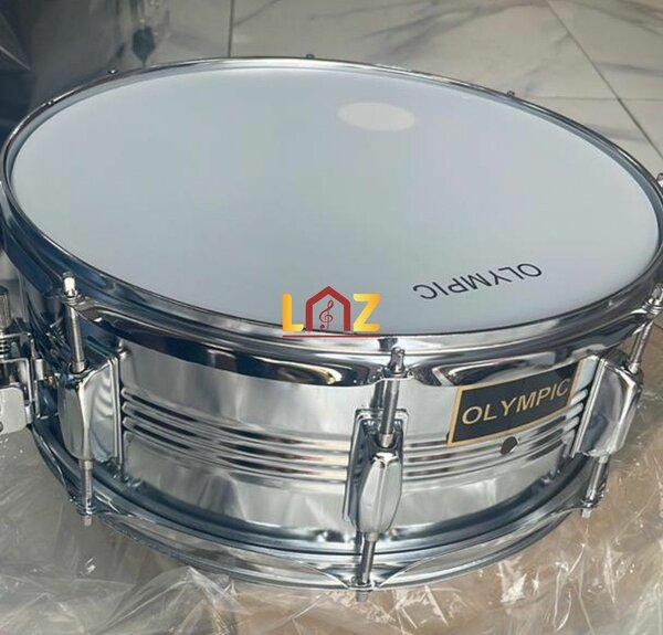 CAISSE CLAIRE / OLYMPIQUE