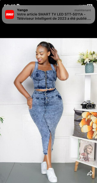 Ensemble jupe et haut en denim