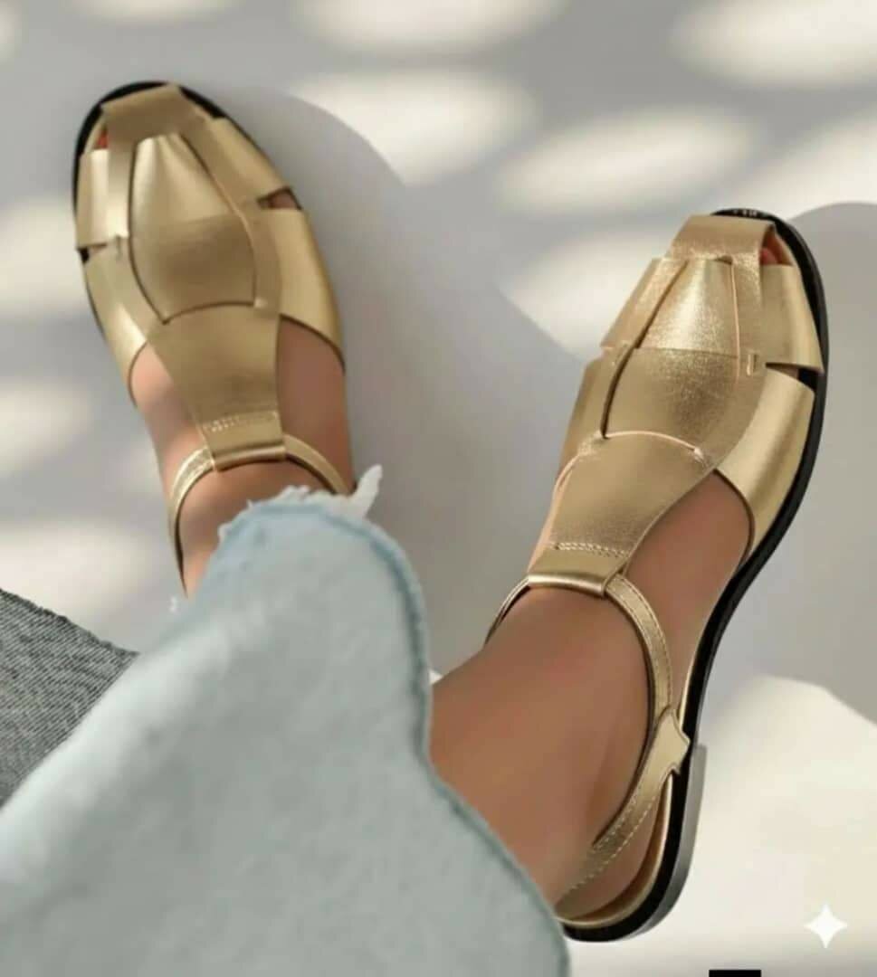 Sandales en cuir zara