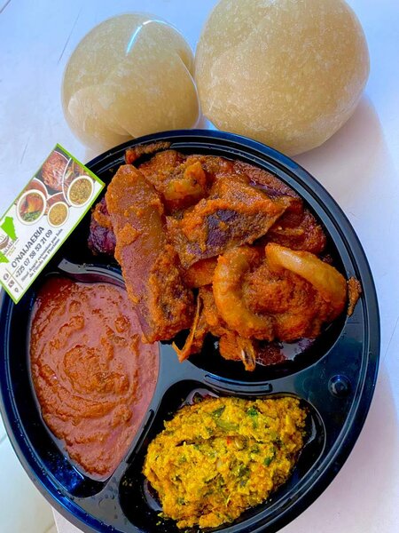 Repas Africain Épicé Prêt à Manger