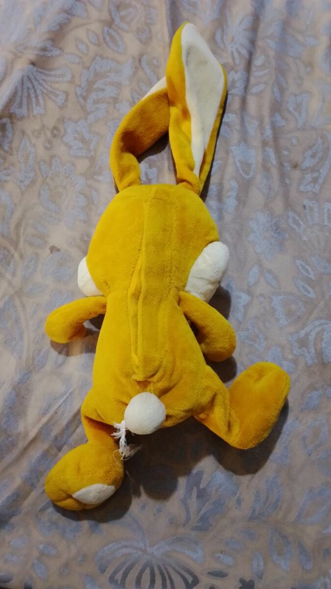Peluche lapin jaune