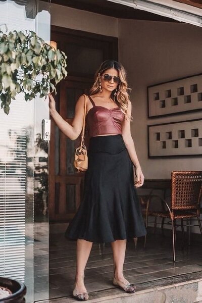 Атласная юбка с поясом из страз