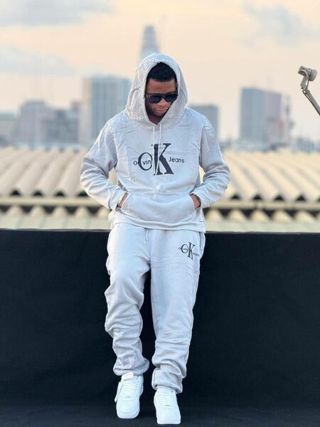 Ensemble de Survêtement Moderne