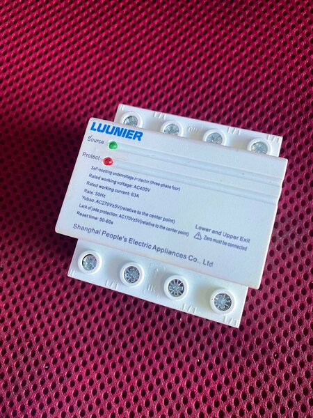 Voltage protector 3phase