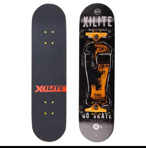 Planche à roulettes colorée