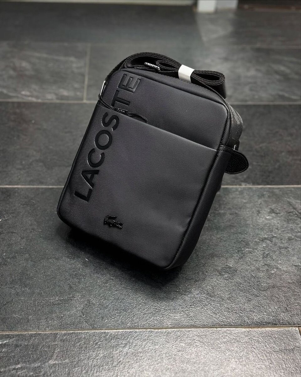 Sac bandoulière noir élégant