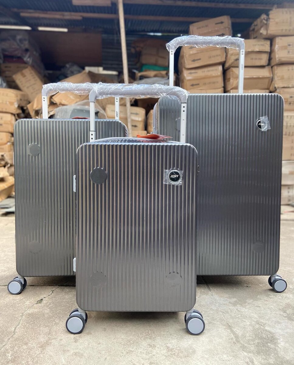 Wide Handle Executive Suitcase