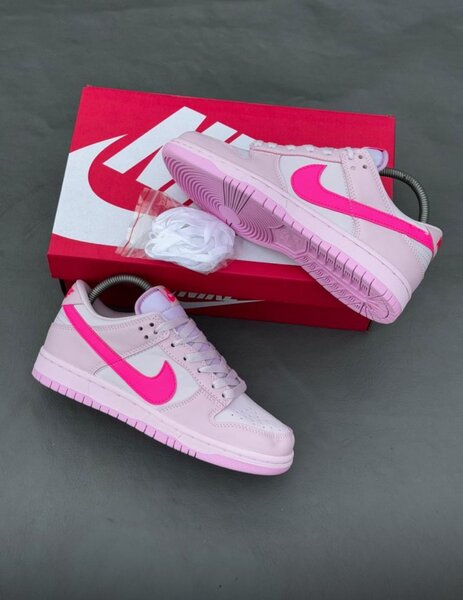 Baskets basses rose fluo