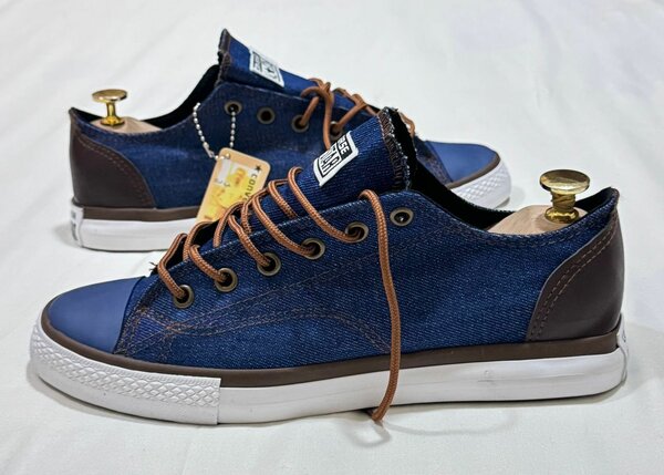 Baskets en denim bleu tendance