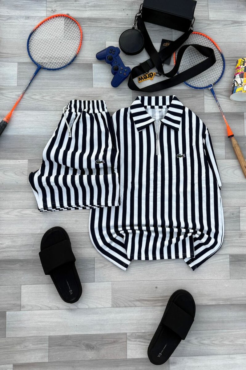 Tenue de sport rayée unisexe