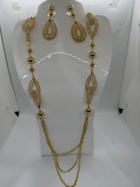 Parure Collier et Boucles Dorés