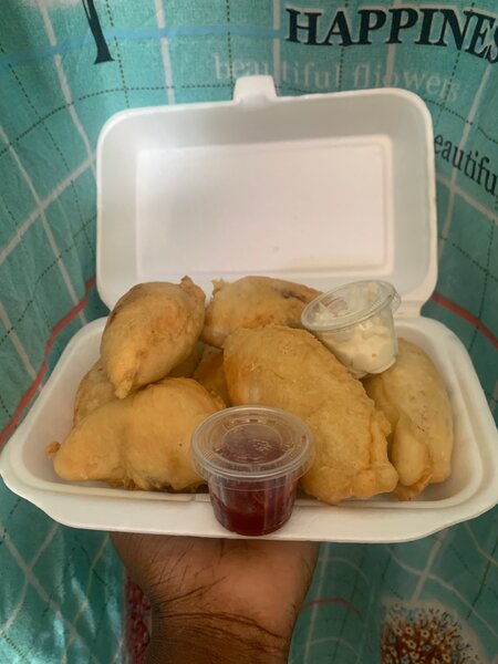 Beignets avec sauces