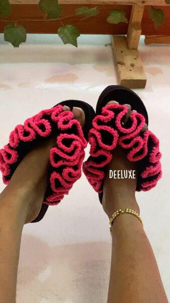 Sandales Tricotées Roses