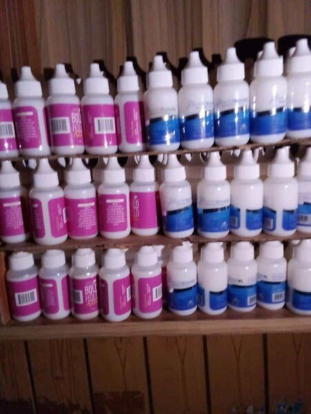 GHOSTBond Hair Adhesive