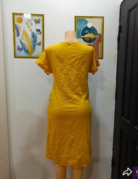 Robe Jaune Élégante