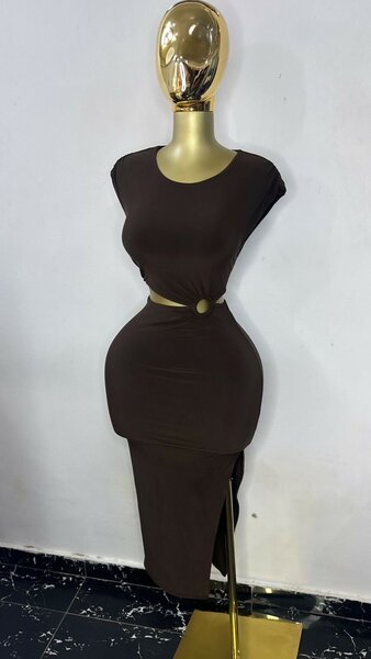 Robe élégante taille haute