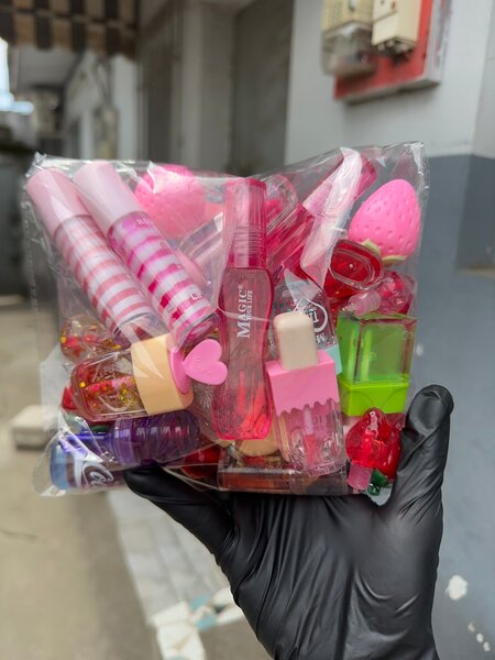 Lot de 30  Gloss à 10.000fr