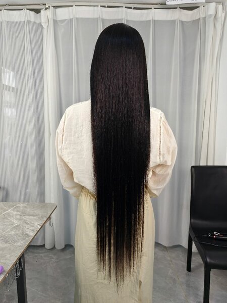 Cheveux vietnamiens. L40