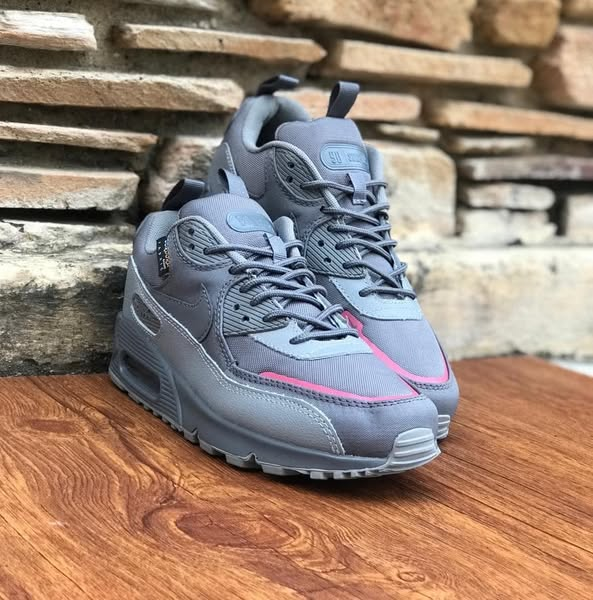 NIKE AIR MAX 90