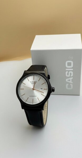 Montre Classique Casio Homme
