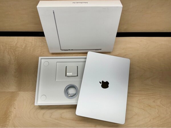 MacBook Air 13" M1