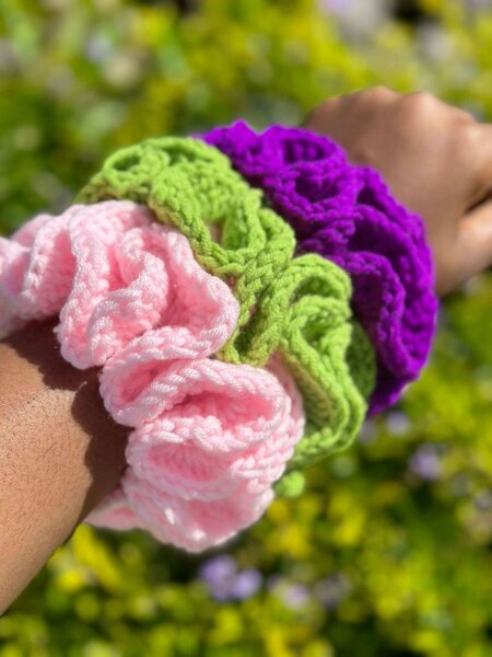 Chouchou en tricot coloré