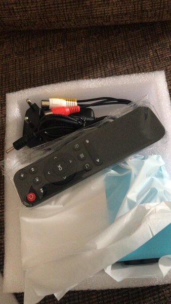 YG300 mini projector