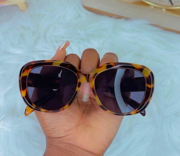 Lunettes de soleil chic