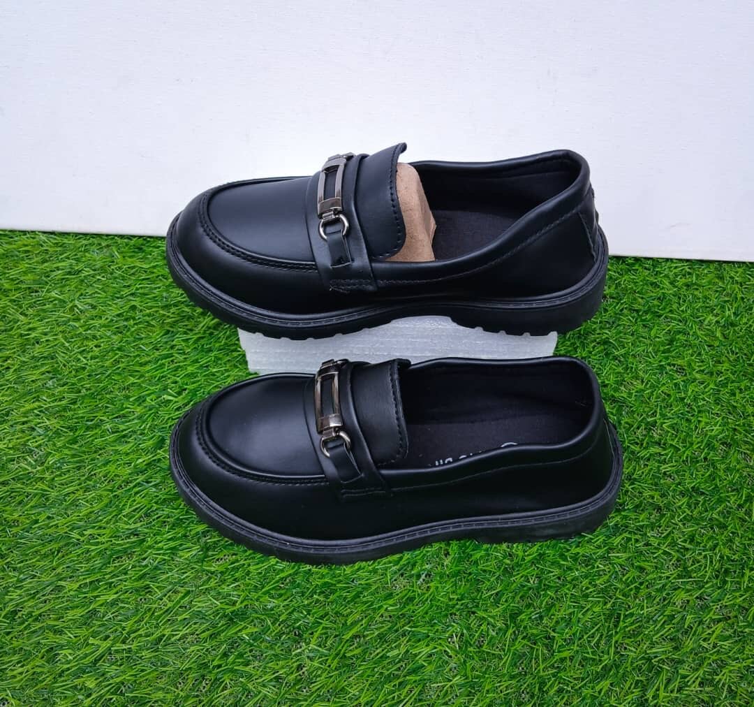 Mocassins noirs pour enfants