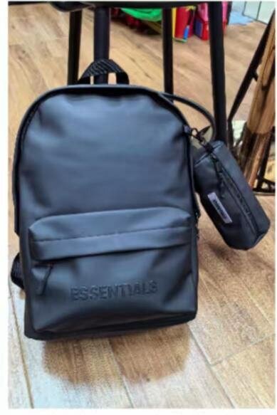 Sac à dos noir Essentials