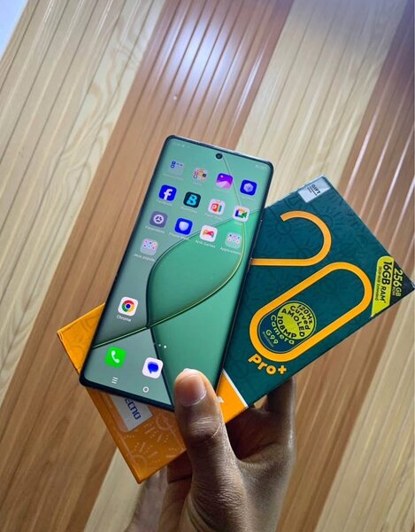 Techno Spark20 Pro+(5G)