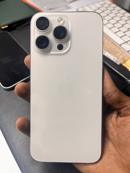 Smartphone 5G Pro Blanc