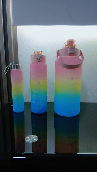 Bouteilles d'eau design