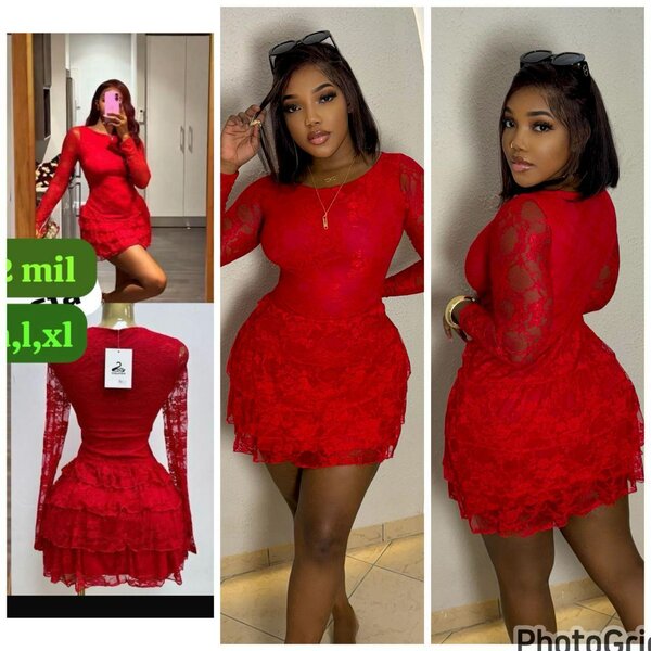 Robe élégante en dentelle rouge