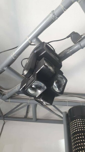 Lampe LED à faisceau tournant