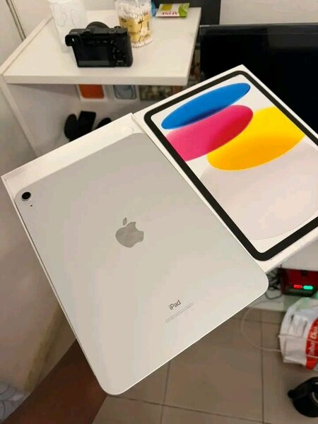 iPad Wi-Fi 64GB Argent