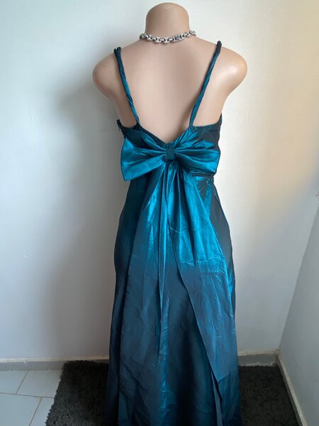 Elegant Teal Evening Dress